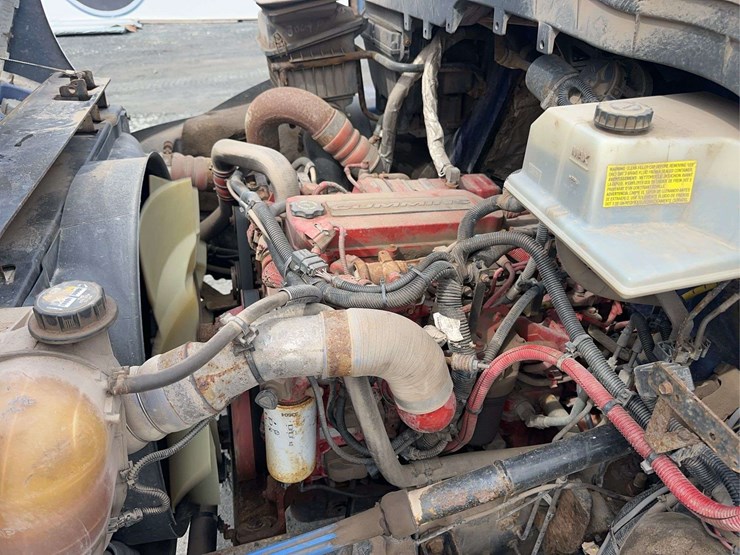 2016-international-4300-image-13