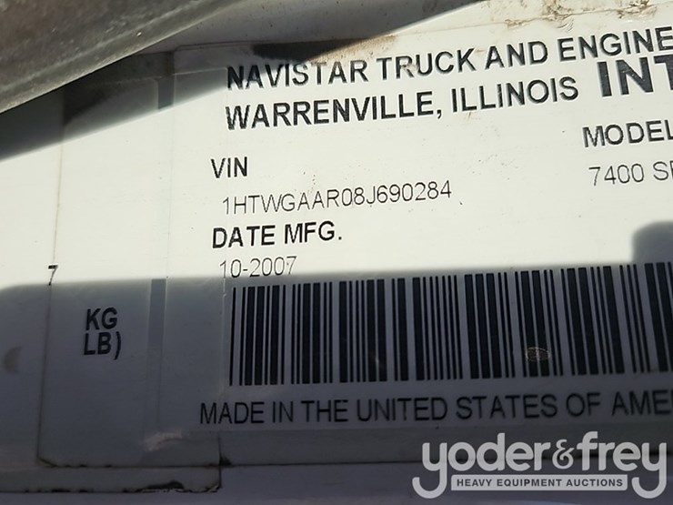 2008-international-7400-image-47