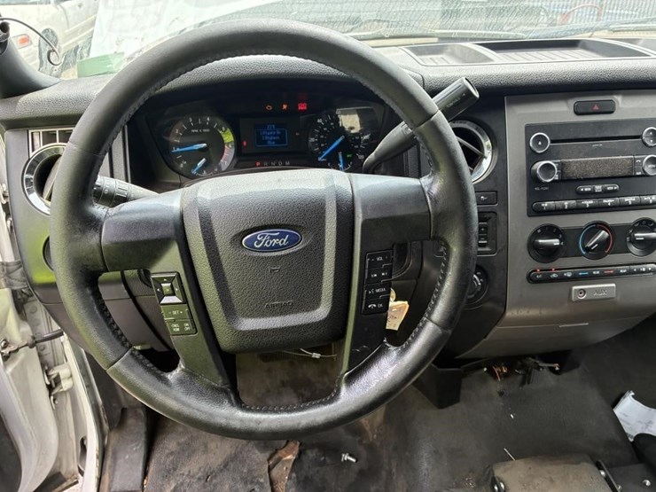 2017-ford-expedition-image-18