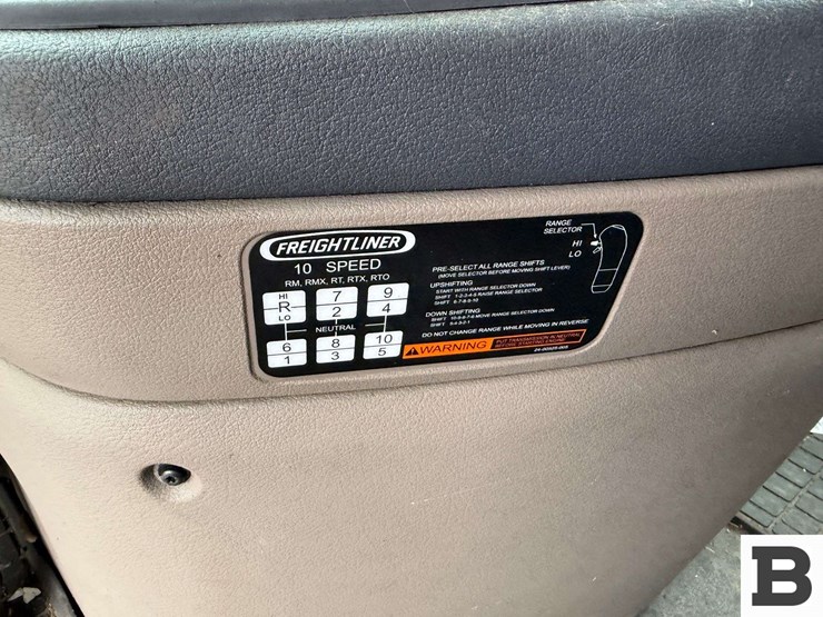 2018-freightliner-cascadia-125-image-62