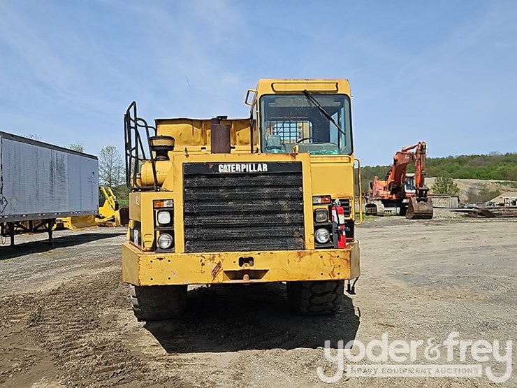 caterpillar-d350d-image-12
