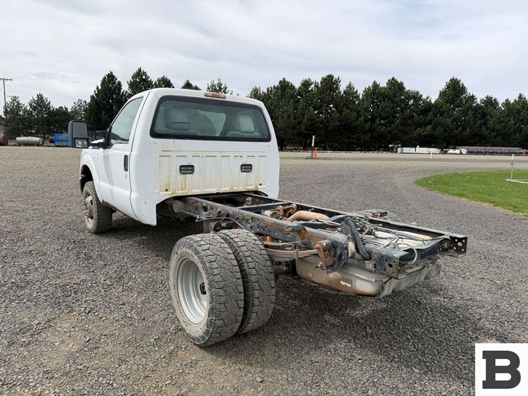 2011-ford-f350-image-3