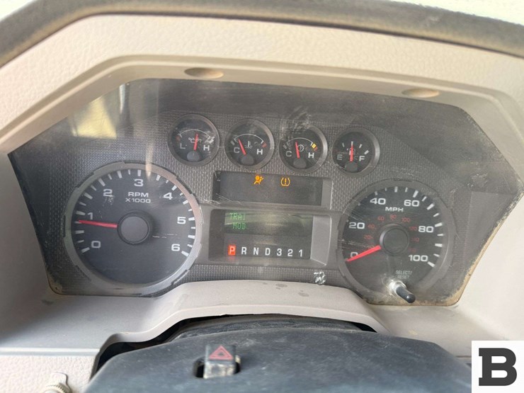 2010-ford-f250-image-37