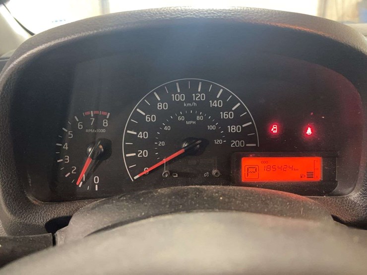 2021-nissan-nv200-image-15