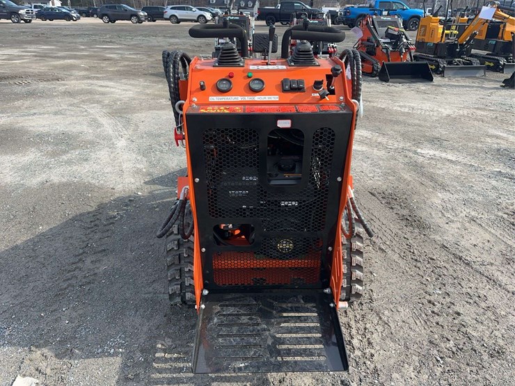 2026-future-ft36c-mini-skid-steer-image-6