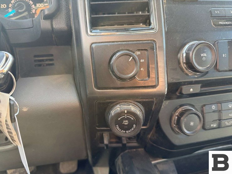 2018-ford-f150-image-29