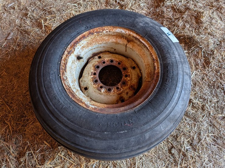 #5498-•-tire-image-3