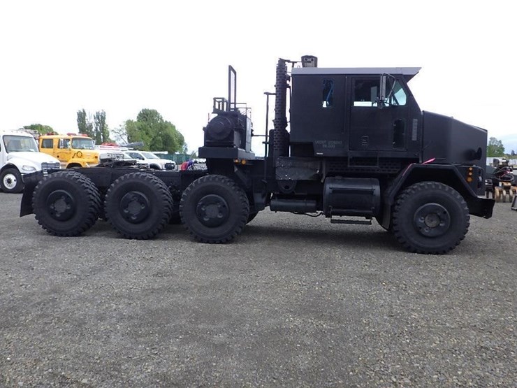 2002-oshkosh-m1070-image-4