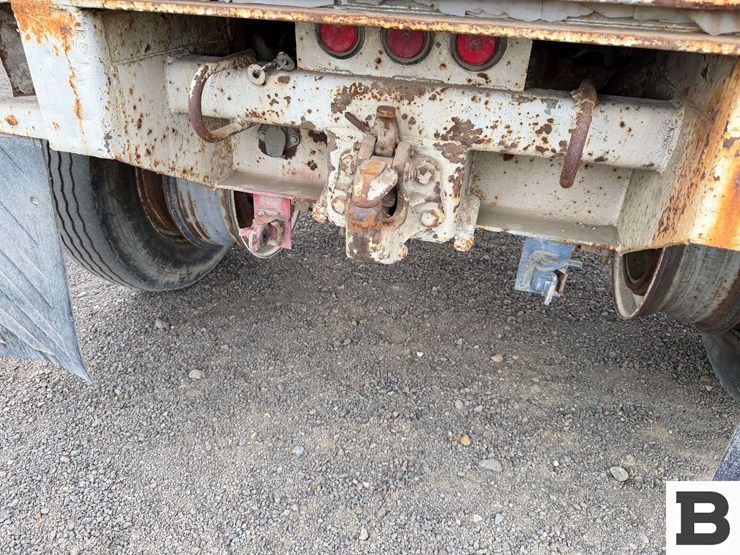 1984-fruehauf-open-top-image-21