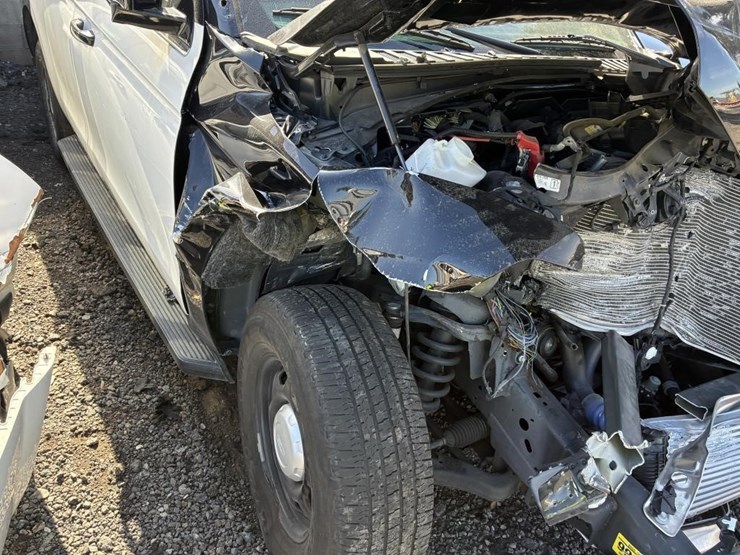 2023-ford-expedition-image-8