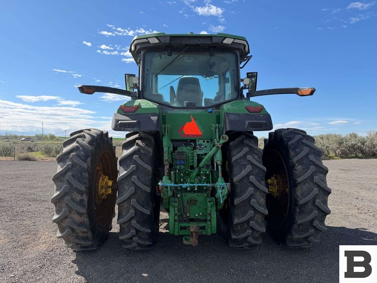 2021-john-deere-7r-210-image-4