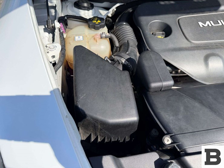 2014-jeep-cherokee-image-32