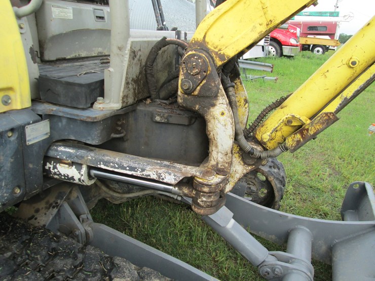 yanmar-vio35-image-20