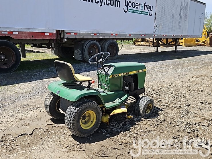 john-deere-111-image-6