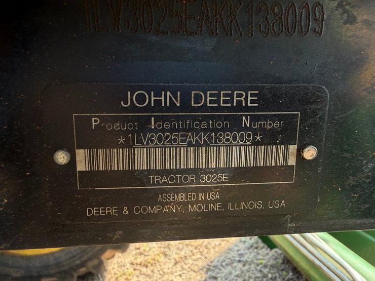 john-deere-3025e-image-14