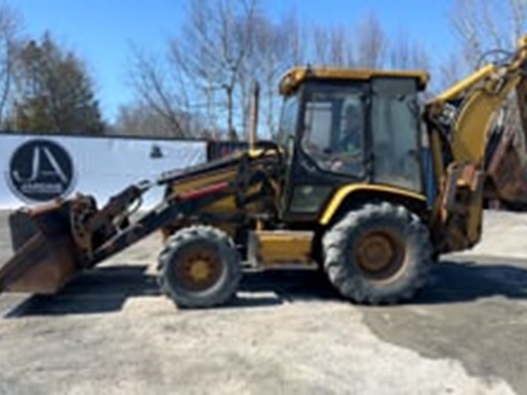 2003-caterpillar-420d-image-33