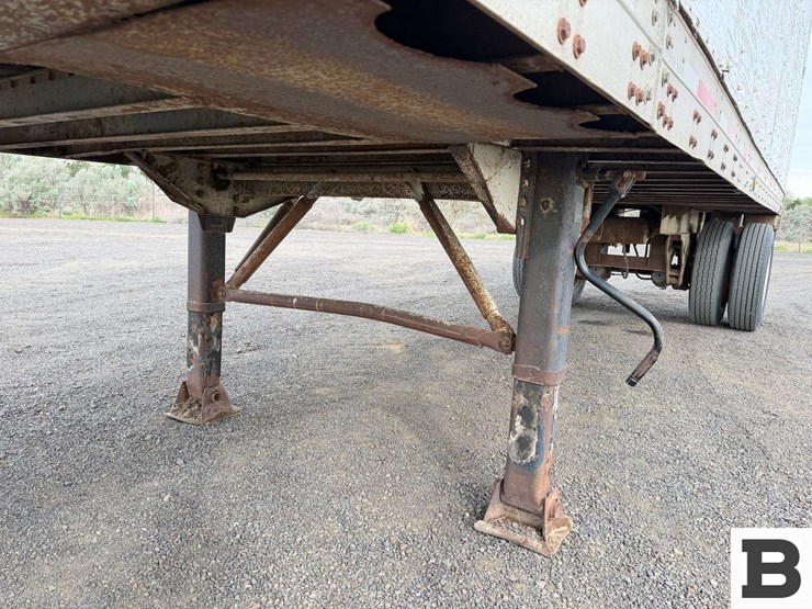 1983-fruehauf-open-top-image-12