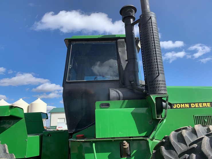 1989-john-deere-8560-image-19