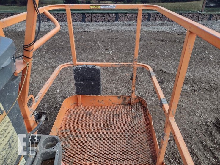 2008-jlg-860sj-image-9