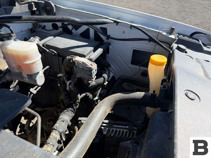 2018-chevrolet-silverado-1500-image-34