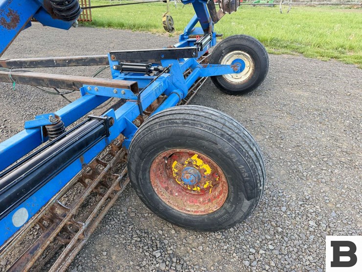 new-holland-sg120-image-19