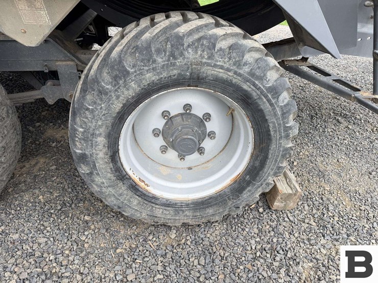 2018-massey-ferguson-2290-image-36