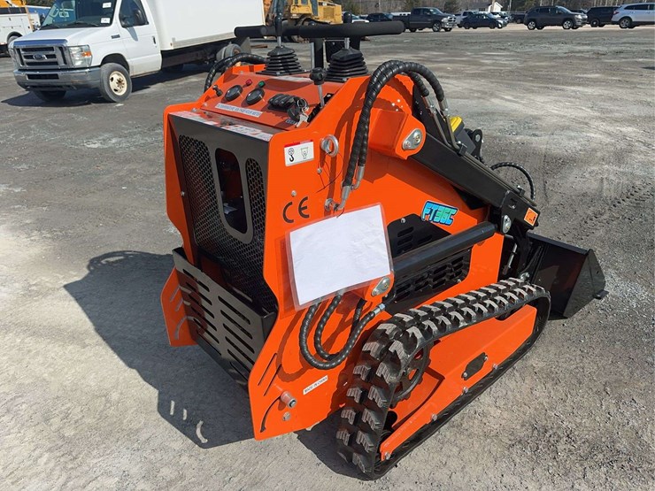 2026-future-ft36c-mini-skid-steer-image-5