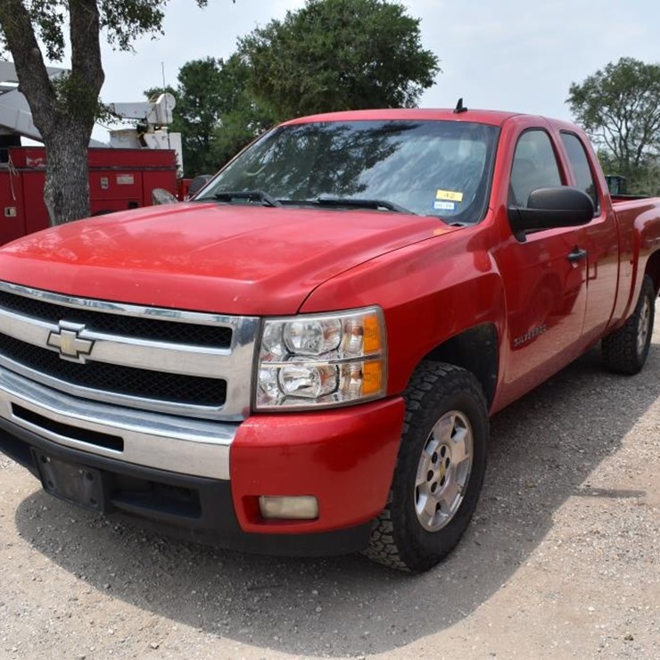 2011 CHEVROLET 1500