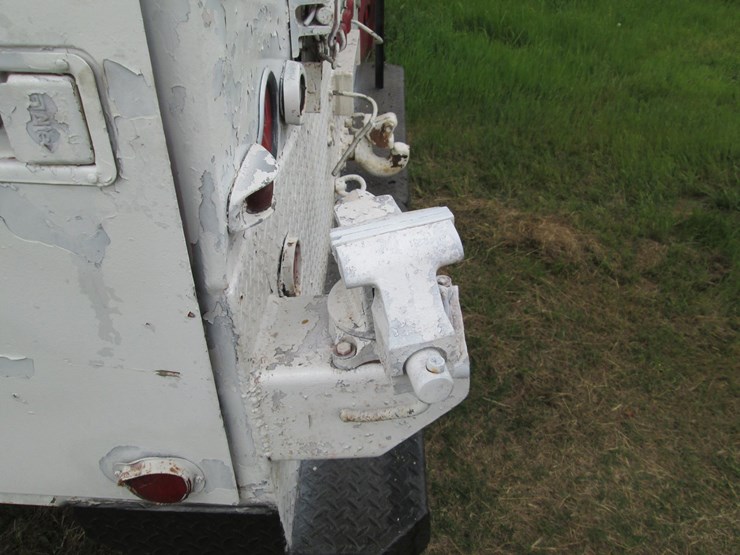 1990-international-4900-image-9