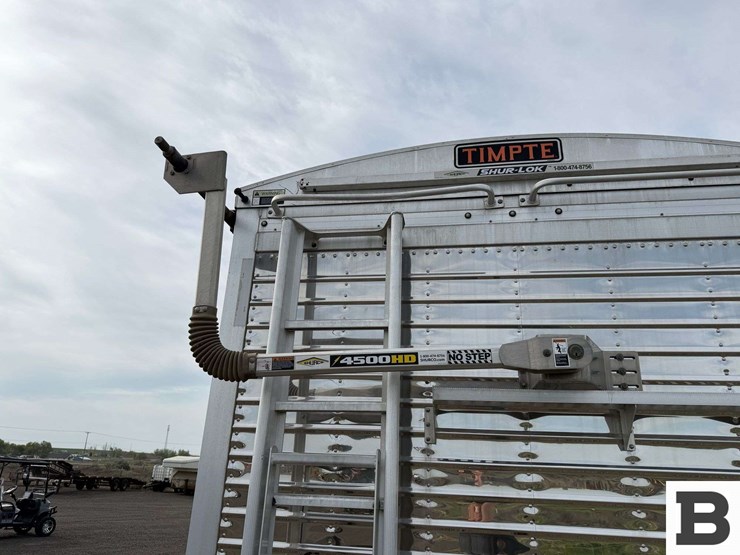 2017-timpte-hopper-bottom-image-41