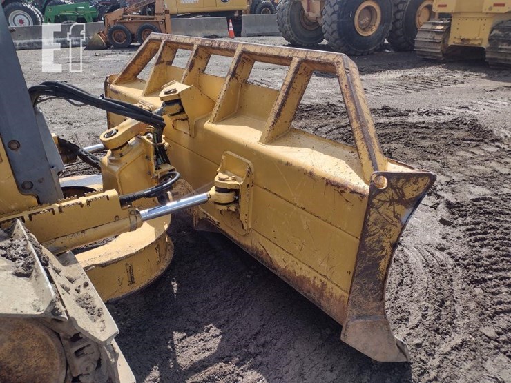 2004-deere-550j-lt-image-22
