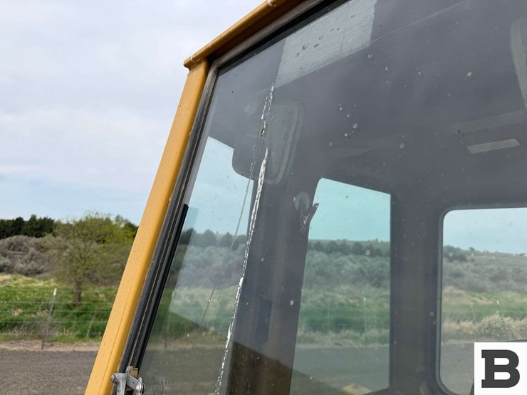 caterpillar-920-image-65