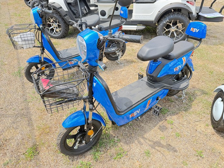 #591-•-#590-•-electric-scooter-image-4