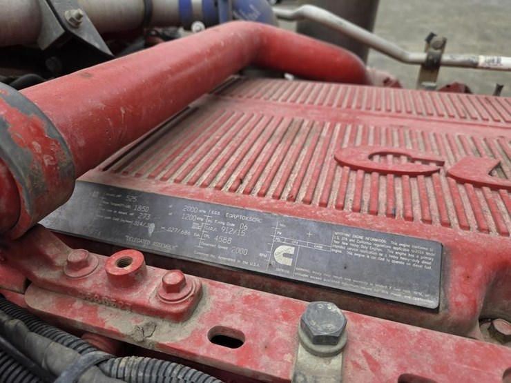 2016-peterbilt-367-image-30