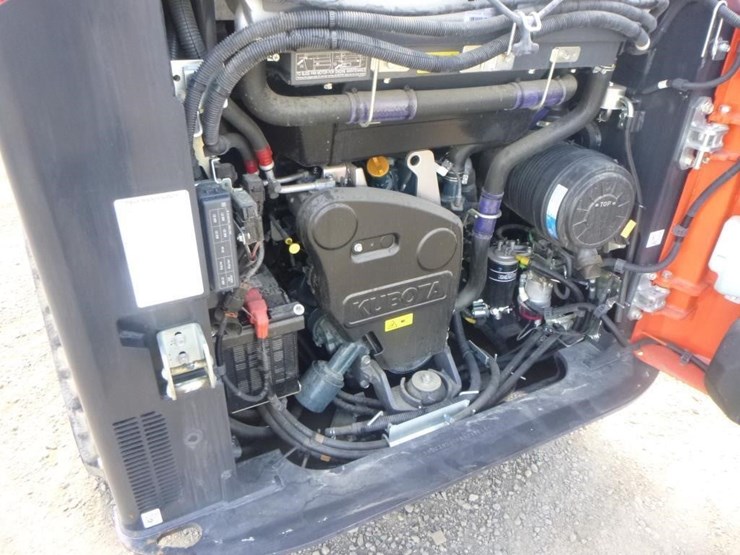 2024-kubota-svl75-3-image-31