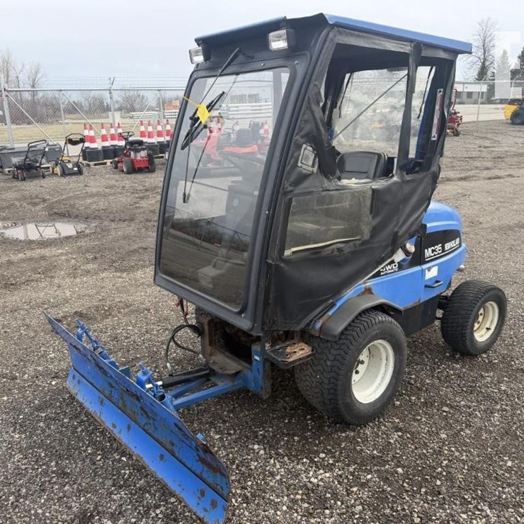 2002 NEW HOLLAND MC35