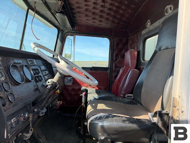 1987-kenworth-t600-image-57