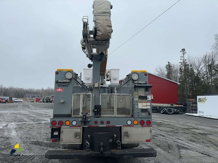 2006-international-7400-image-6