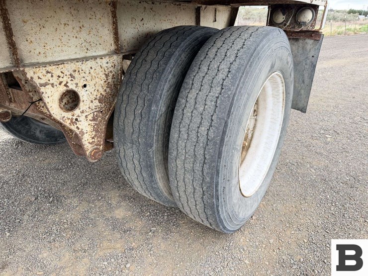 1984-fruehauf-open-top-image-17