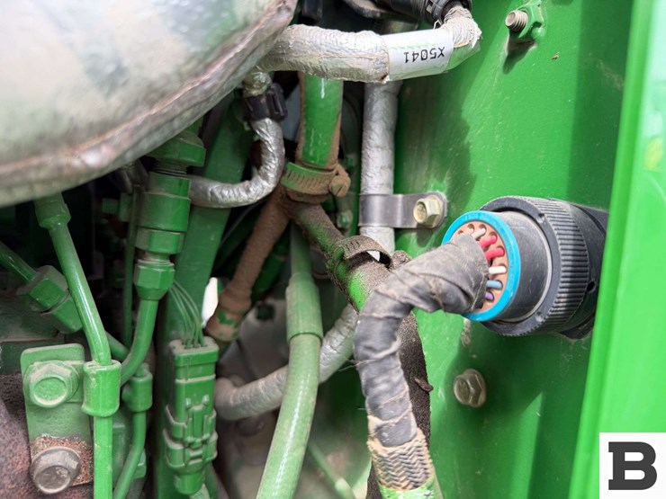 2015-john-deere-5075e-image-75