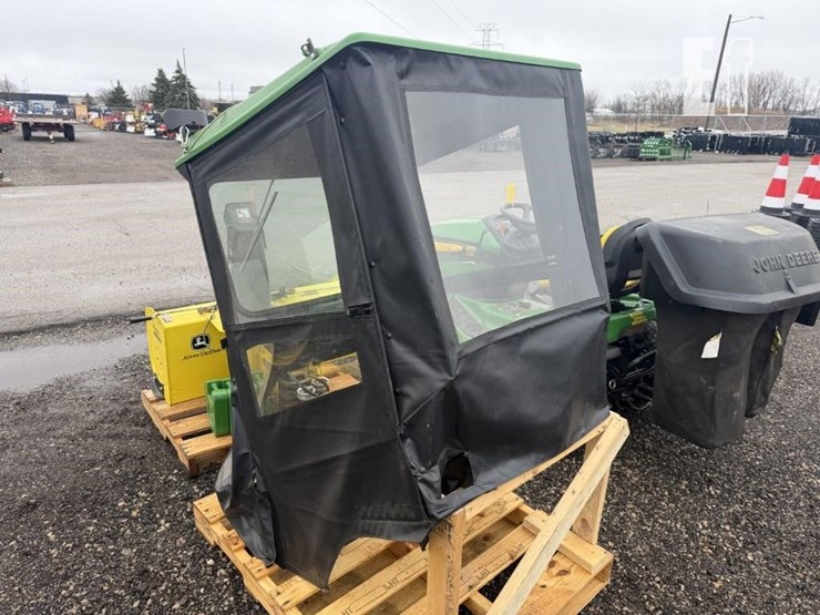 2011-john-deere-x360-image-32