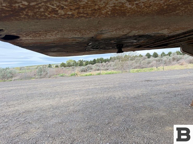 1983-fruehauf-open-top-image-13