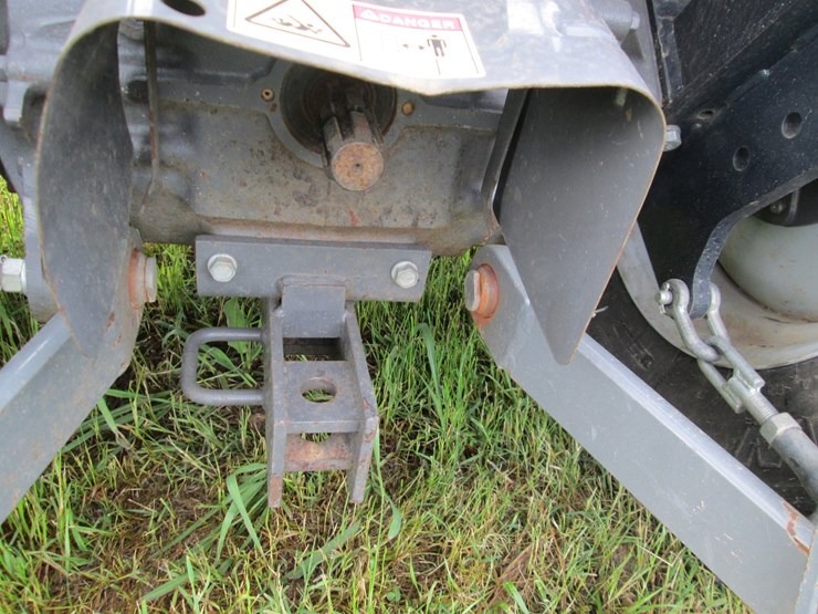 massey-ferguson-1734e-image-8