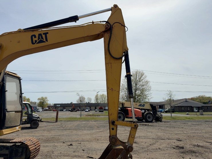 1993-caterpillar-311-image-9