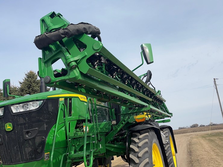 2024-john-deere-612r-image-40