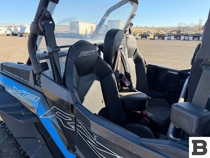 2023-polaris-razor-xp-1000-atv-image-31