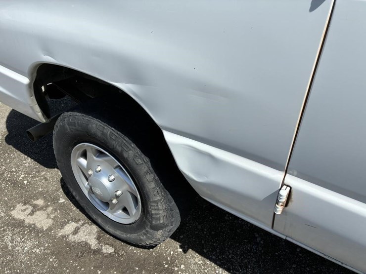 2012-gmc-sierra-2500-image-23