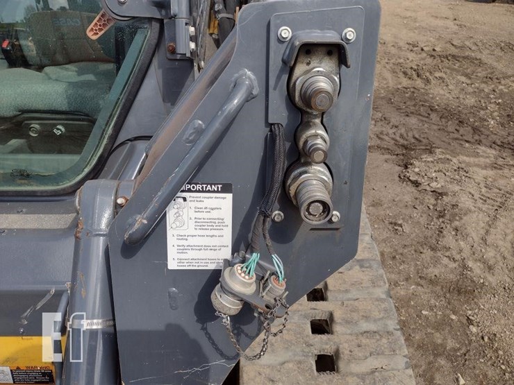 2023-deere-325g-image-21