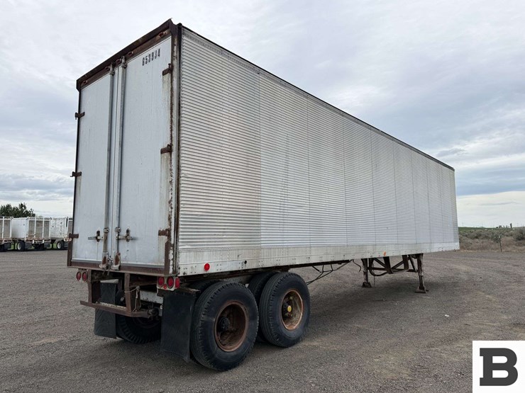 1974-fruehauf-trailer-image-5