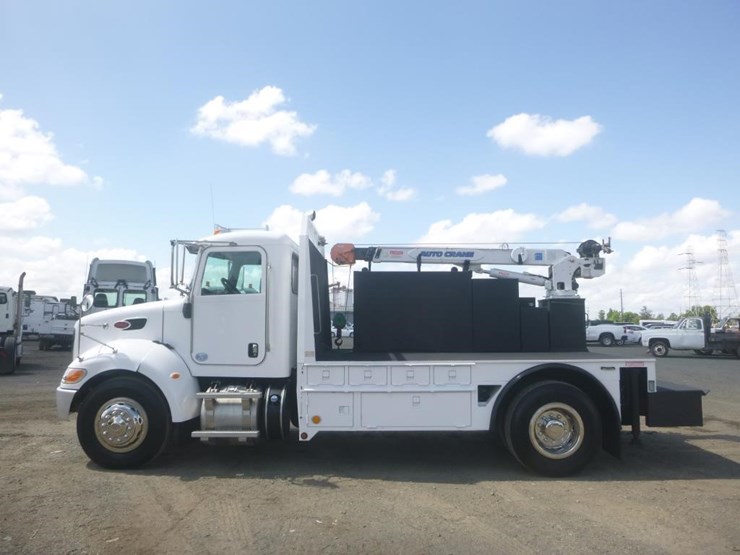 2014-auto-crane-6006h-image-5